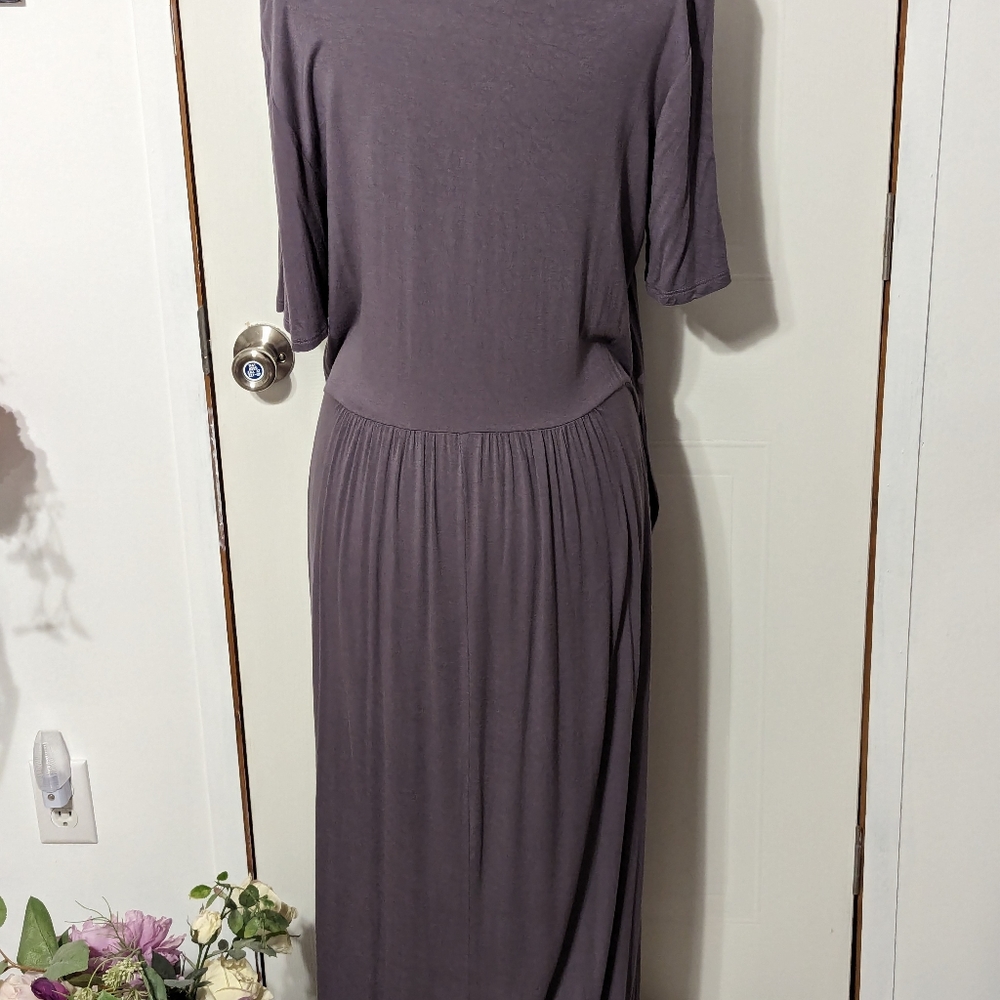 Sign Here. Maxi Dress c200 - Picture 7 of 10